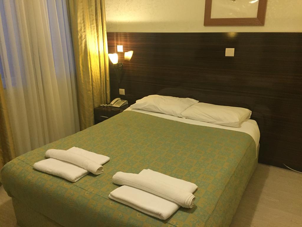 Sato Hotel Antalya Buitenkant foto